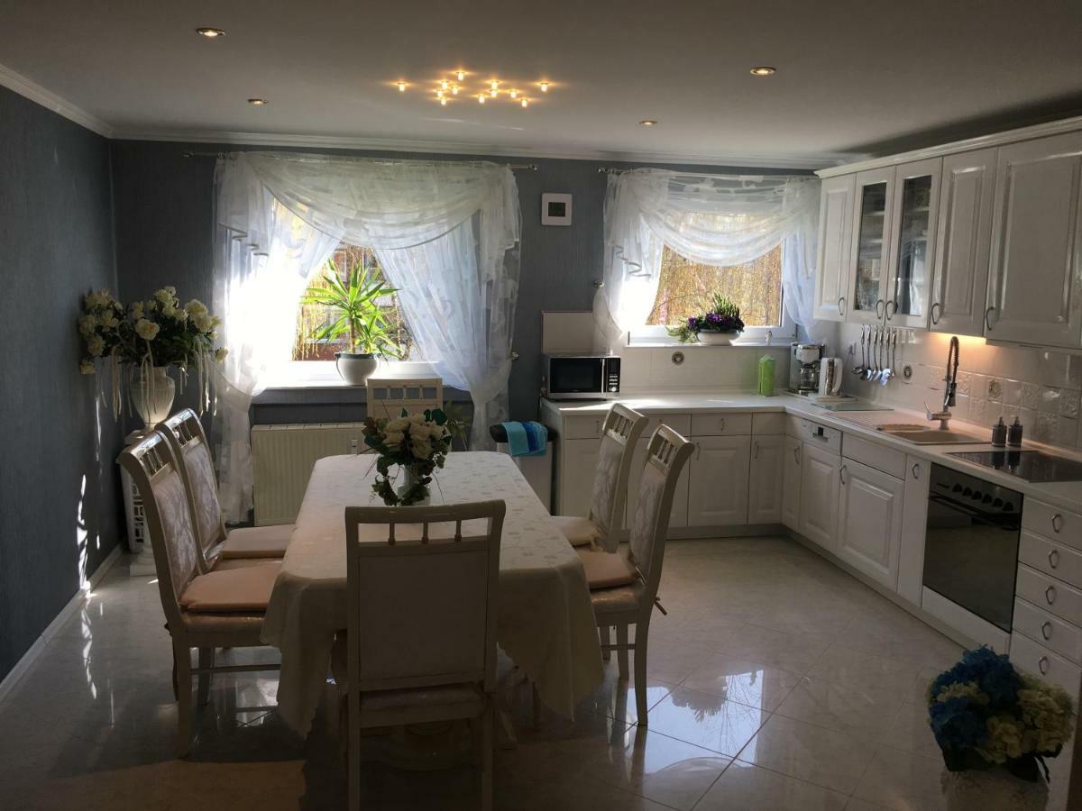 5 Sterne Ferienwohnung Cattaleya エムデン エクステリア 写真