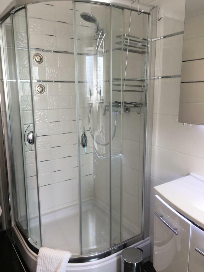 5 Sterne Ferienwohnung Cattaleya エムデン エクステリア 写真